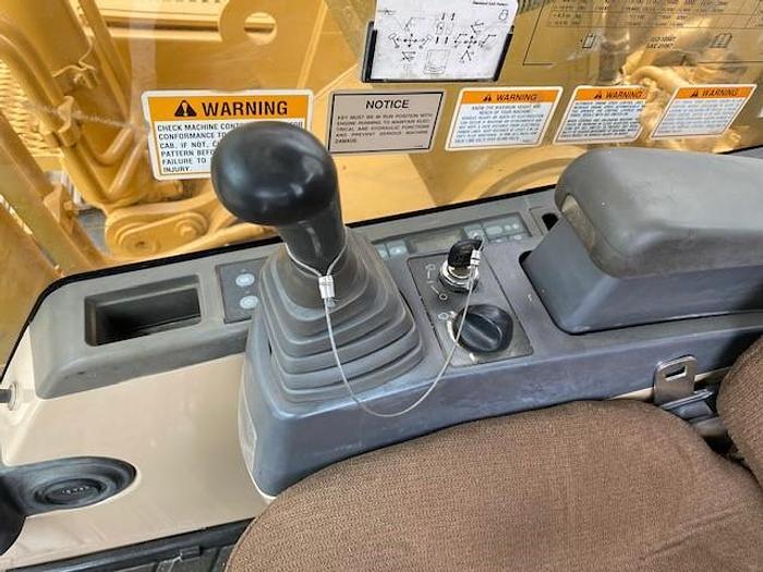 Used 2002 Caterpillar 320CL- HYDRAULIC THUMB