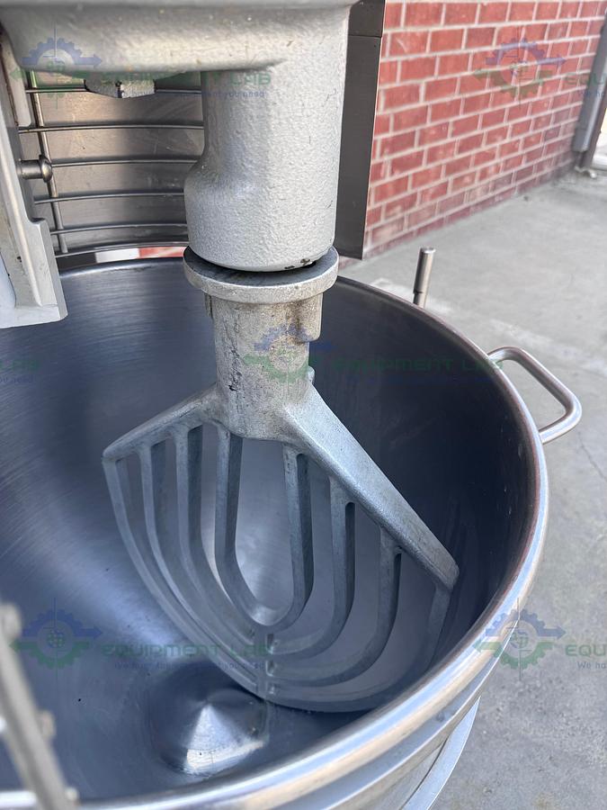 Used Hobart HL800 Legacy 80 Quart Planetary Mixer w/ Bowl Truck 3 HP , 2 PH