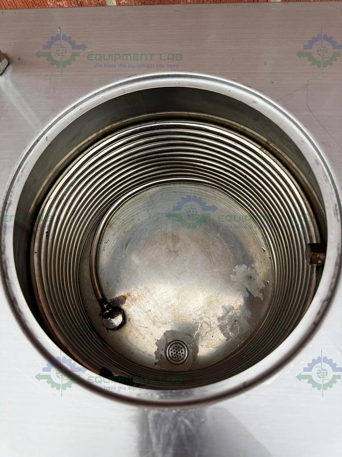 Used China DLSB-10/40 Recirculating Chiller -10°C to 40°C 220V, 1200 W