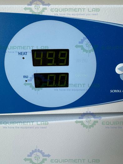 Used VWR  VWR51014992 Dual Stacked Air Jacketed CO2 Incubator 115V, 50°C, 6.5 Cu. Ft