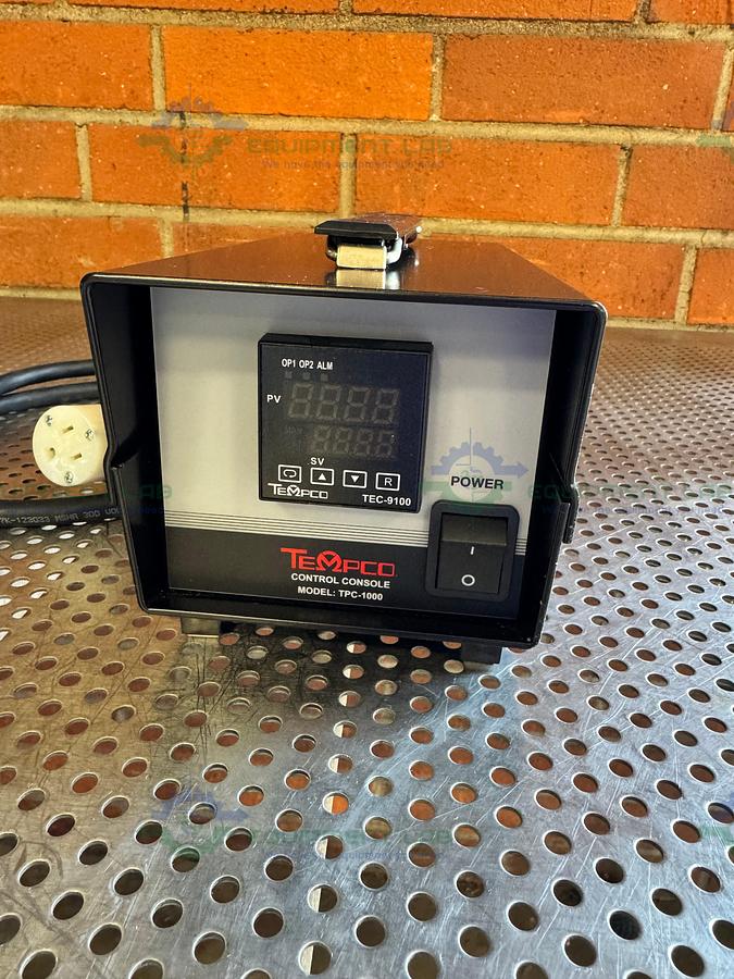 Used Tempco TPC-1000 Temperature Controller 1920 Watts, 120 VAC, 1 PH