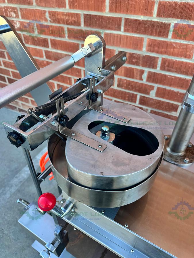  for parts or not working Chinese DS-200A Packaging Machine 220V w/ Sanch S900.2S0.75G VFD