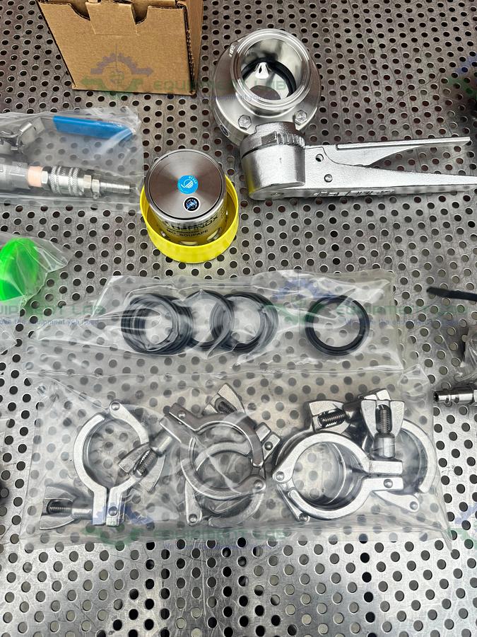 DME 1000 Gallon Stainless Steel Jacketed Vessel / Holding Tank