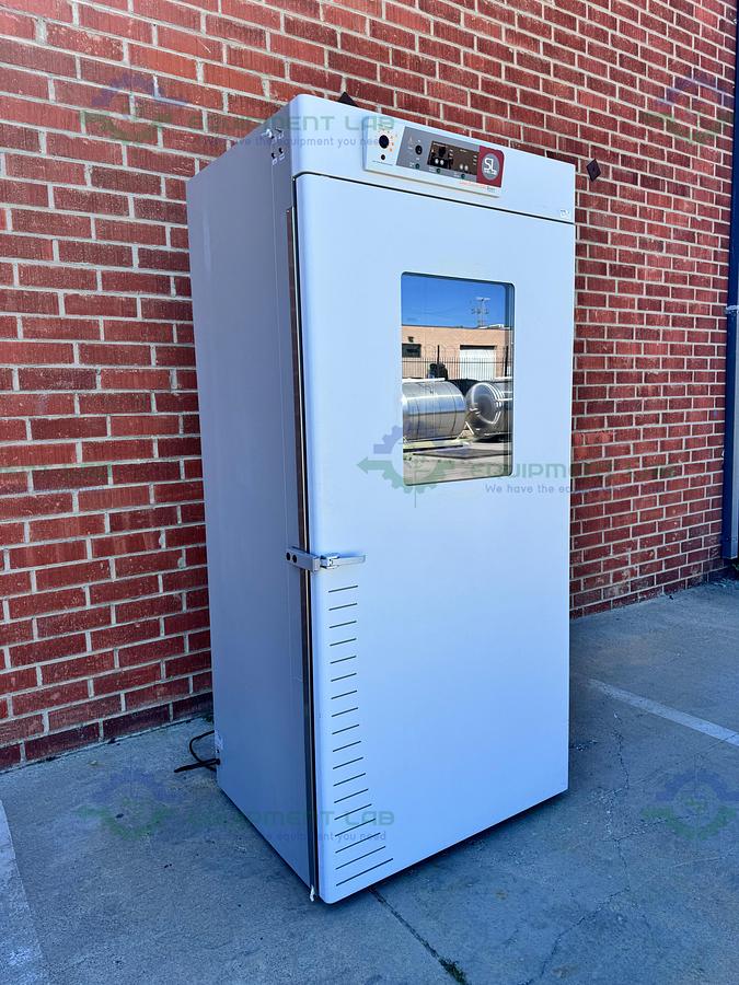 Used Sheldon / Shel Lab 2440 Large Capacity Upright CO2 Incubator 60°C 40 Cu. Ft.