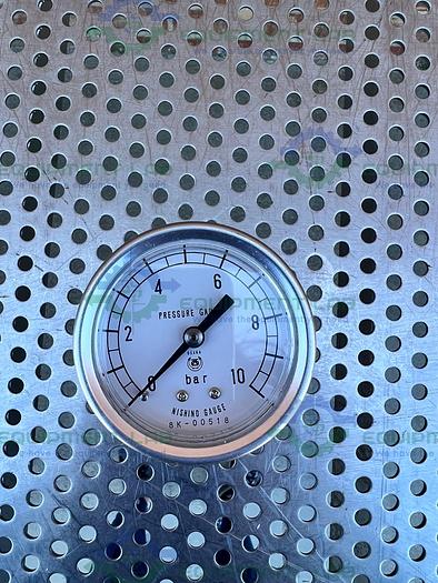 Used Nishino 8K-00518 Pressure Gauge 0-10 PSI w/ 2" OD