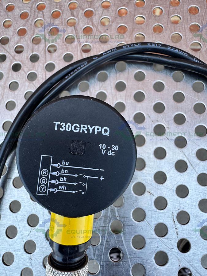 Used Lot of 2 - Banner T30GRYPQ Panel Mount Indicator Green Red Yellow LED 10-30 VDC