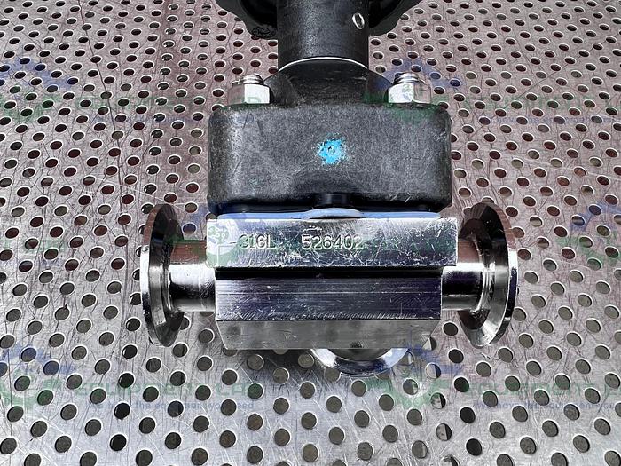 Used ITT Pure Flo 3-Way 1-316L-RA20MAX-CWP150 Diaphragm Valve w/ 1" Sanitary Fitting