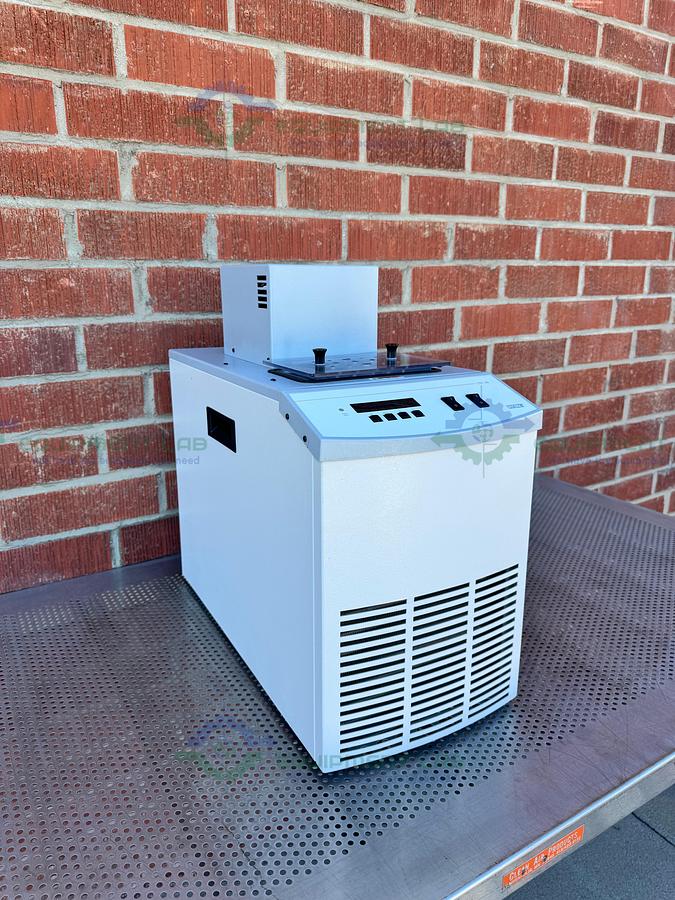 Used Kaye CTR-40 Portable Calibration Bath –40°C to 150°C, 115 VAC