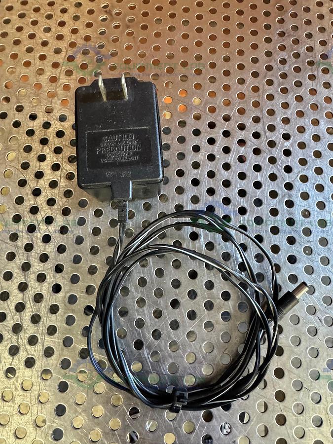 Used Savant DVG50-15VDC Digital Vacuum Gauge 400 mA, 15 VDC