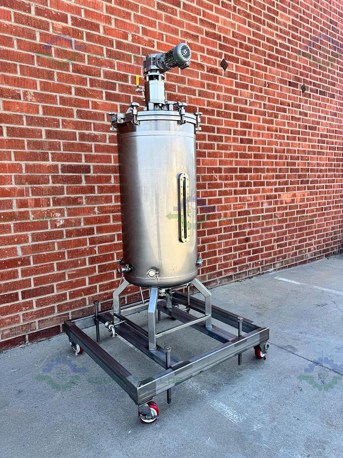 Used Unknown Brand 300 Liter Mixing Tank w/ Lenze 3 Phase Motor, Impeller