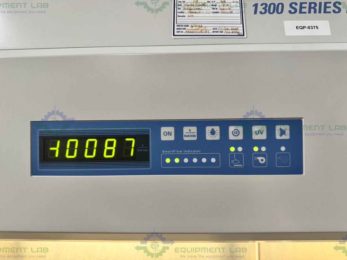 Used Thermo 1375 Biosafety Cabinet 1300 Series Class II Type A2 4 Ft