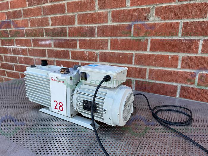 for parts or not working Edwards  E2M28 Rotary Vacuum Pump 21 CFM 220/240V