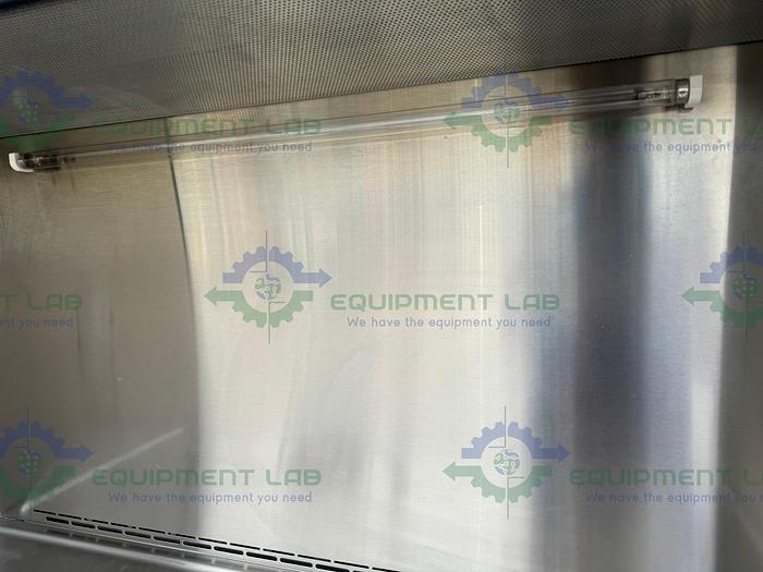 Used Labconco 302419101 Logic Plus Series Biosafety Cabinet 4 Ft Class II Type A2