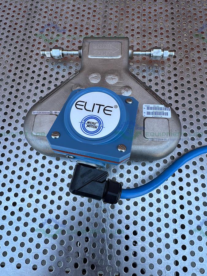 Used Micro Motion Elite CMF010N324NRAUEZZZ Flow Sensor w/ 3/8" NPT Fitting