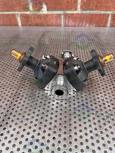 Used ITT Pure Flo  1-316L-RA20MAX 3 - Way Diaphragm Valve w/ 1" Sanitary Fitting