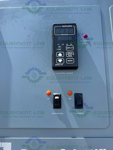 Used Thermo Fisher   3940  Refrigerated Incubator w/ Humidity 29 Cu Ft., 0° to 60°C