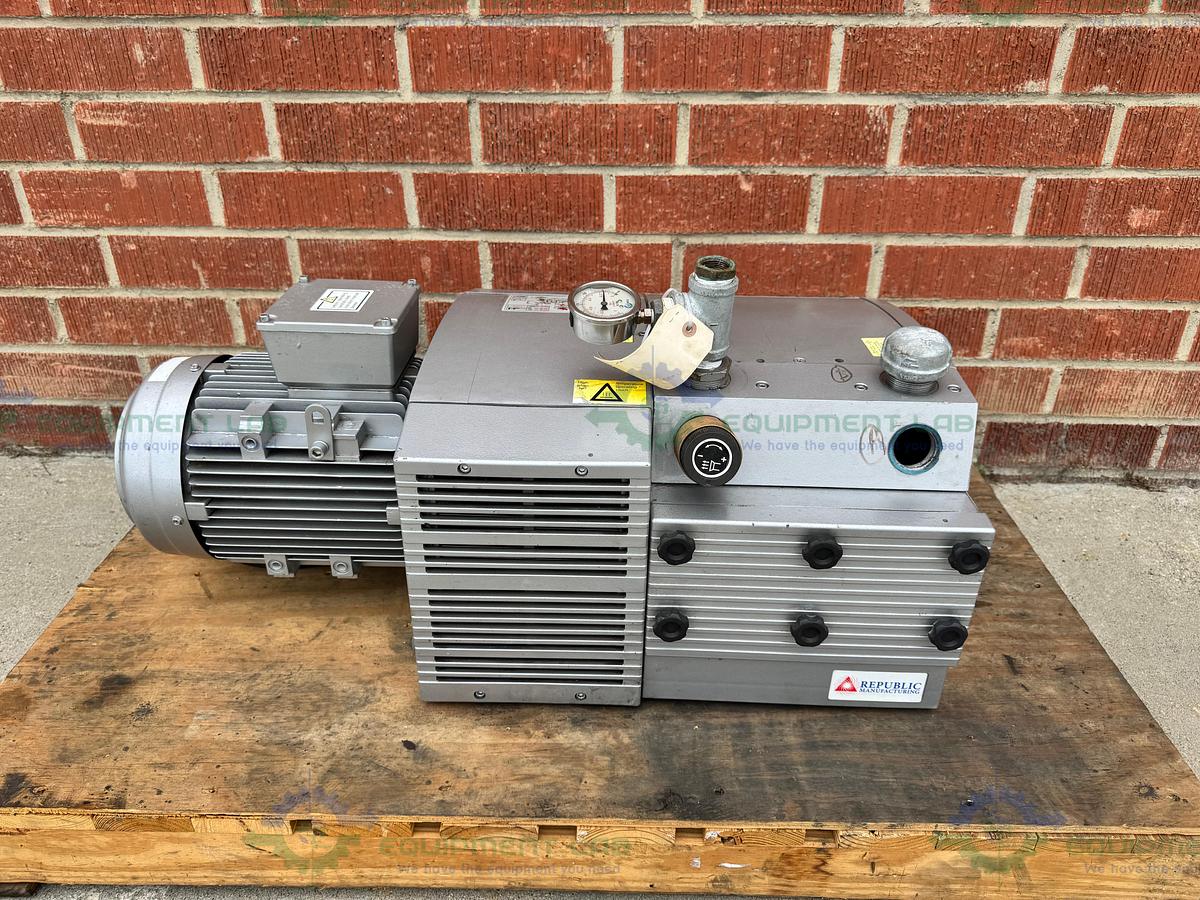 Used Republic  DRT-3100 Dry-Running Rotary Vane Vacuum Pump w/ Eurovac 5.5 kW Motor