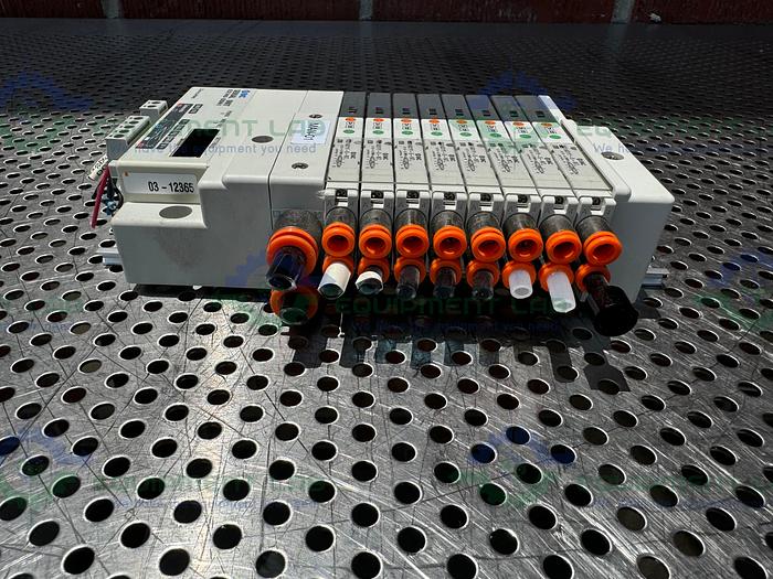 Used SMC EX140-SDN1 Interface Serial Unit w/ Lot of 8 SMC SQ1A31Y-5-N7 Solenoid Valve