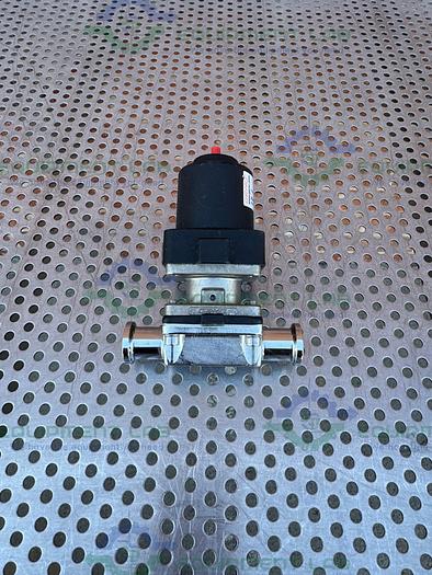 Used Gemu CO26690 Stainless Steel Diaphragm Valve w/ 3/4" Sanitary Fitting