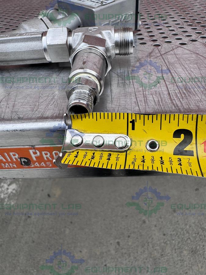 Used Gemu 540/15/D59405-1 Pneumatic Valve Actuator w/ Norgren R05-200-RNEA Regulator