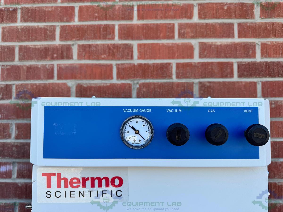 Used Lindberg / Blue M / Thermo V0914A Vacuum Oven 6° to 260°C, 0.65 cu. ft.