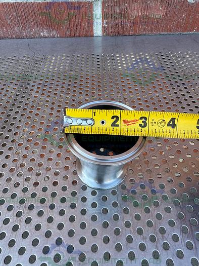 Used Unbranded Stainless Steel Reducer 1 1/2" Sanitary to 2 1/2" Sanitary Fittings