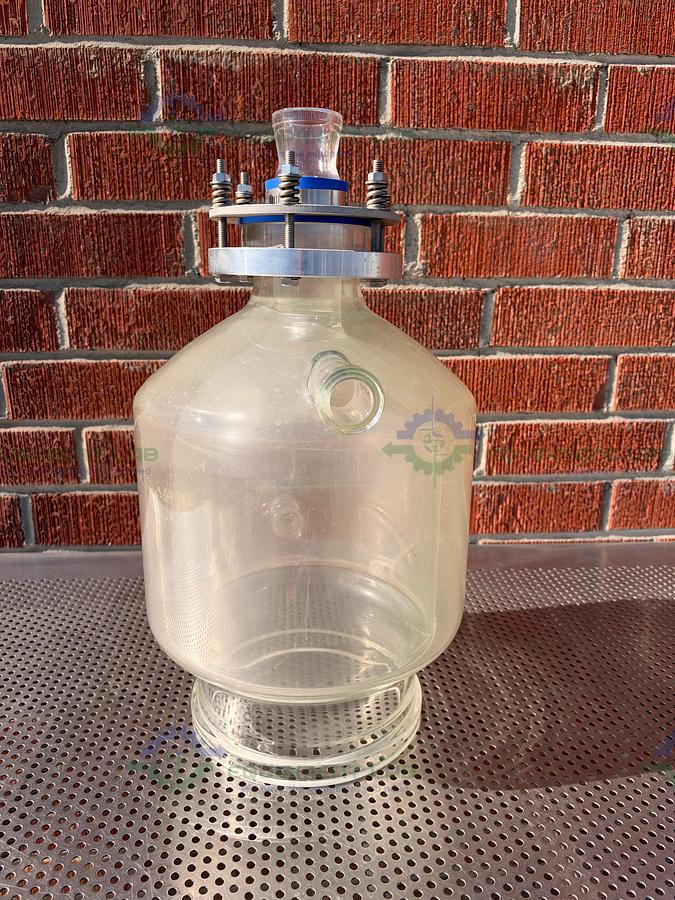 Used Unbranded 1.5 Liter Jacketed Reactor Glass