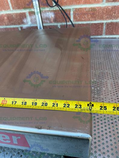 Used Ohaus Defender  5000 Series Xtreme W 500 Lbs SS Scale w/ 24" x 24" Platform