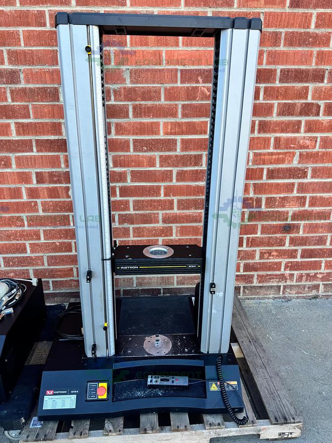 Used Instron 68TM-R / 5564 Dual Column Tensile Compression Tester