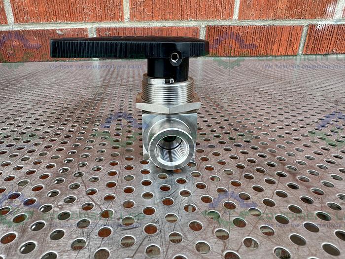 Used Hylok B4VF-8N Stainless Steel Valve w/ 1/2" NPT Threaded Fitting