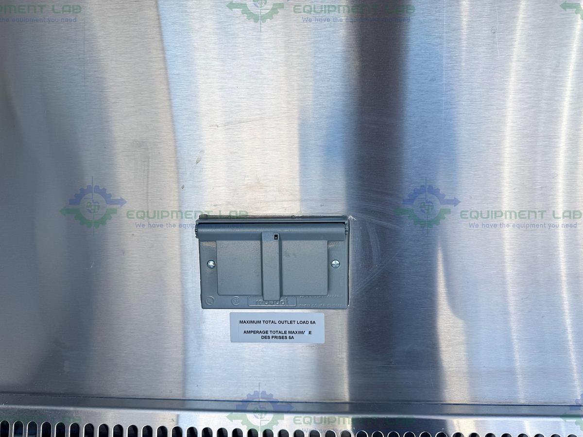 Used Thermo 1375 Biosafety Cabinet 1300 Series Class II Type A2 4 Ft