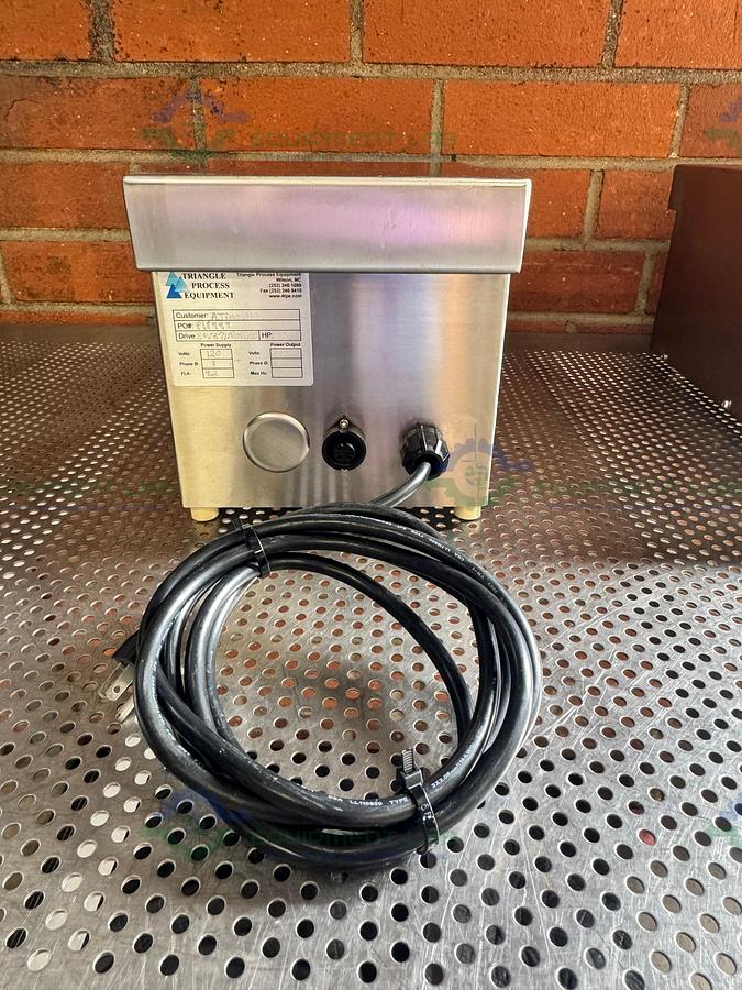 Used Triangle Process Quattroflow Q1200SU Quaternary Diaphragm Pump w/ 1/2 HP Motor