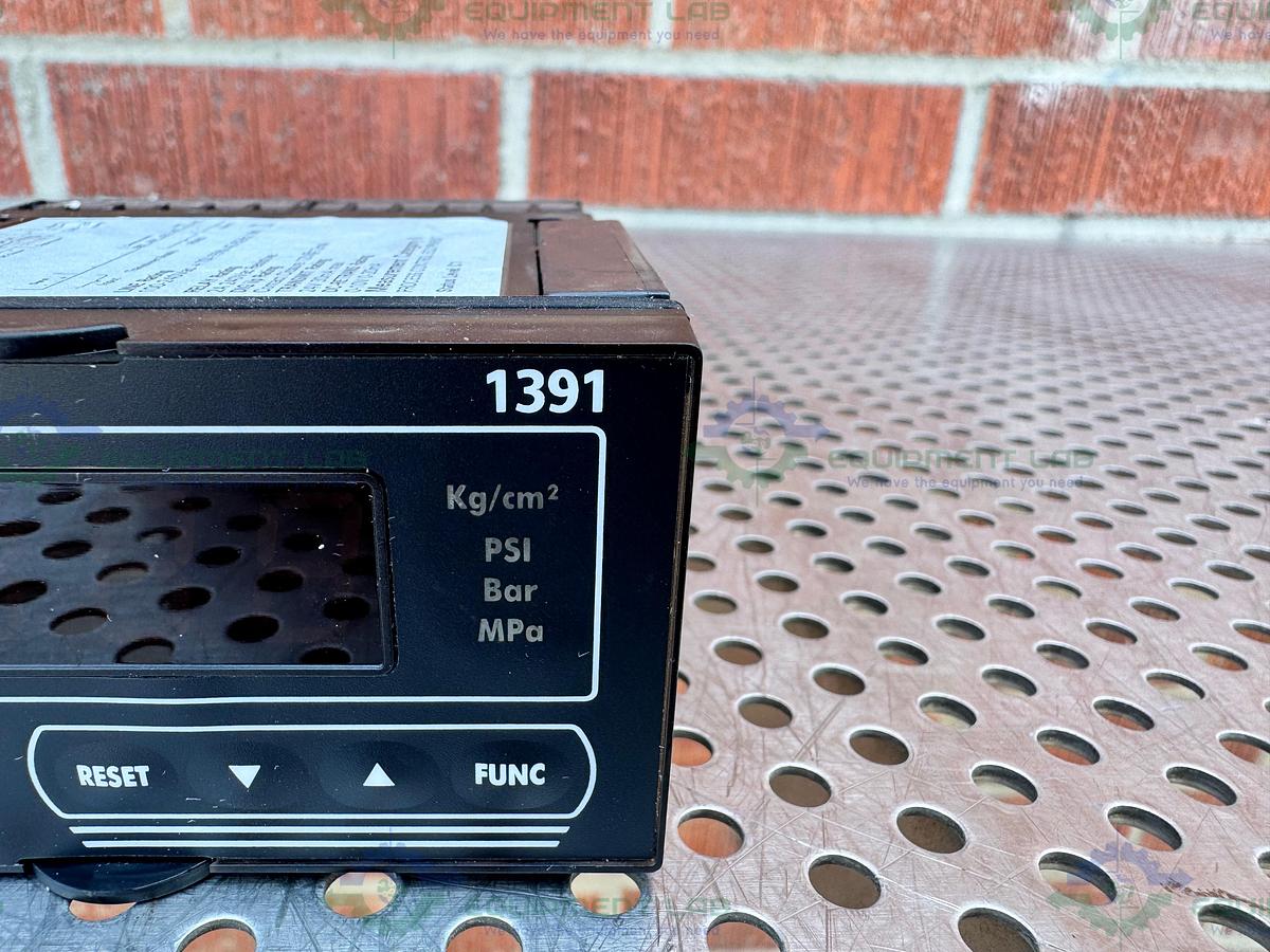 Used Dynisco 1391 /4/3 Linear Input Indicator 5-digit LED Display