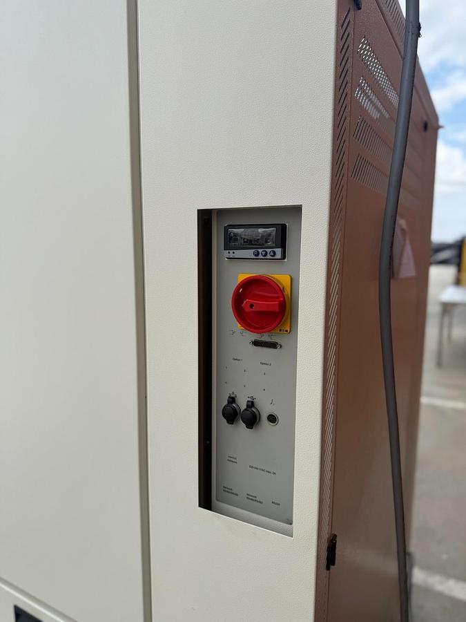 Used Weiss Technik Endurance ENDH1500/70 Environmental Chamber +180C to -70C Humidity