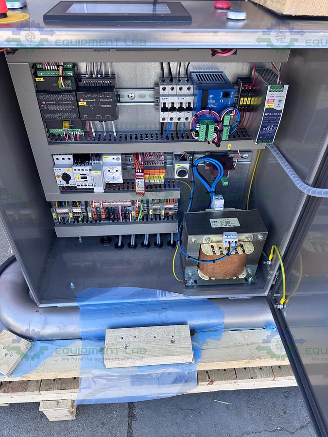 Somsix Vacuum & Gas Injection Automatic Spout Sealer Inertisation Machine MFG 22