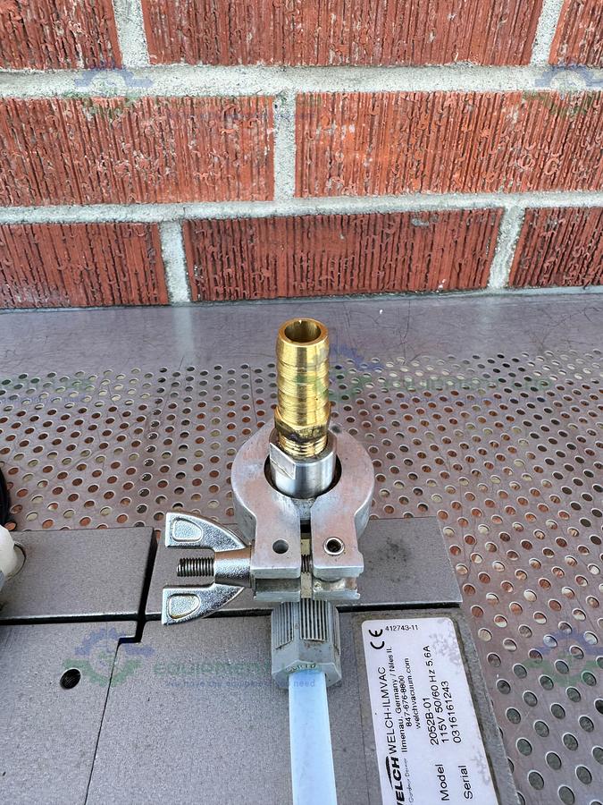 Used Welch ILMVAC 2052B-01 Dry Chemical Duty Diaphragm Pump 115V, 50/60 Hz