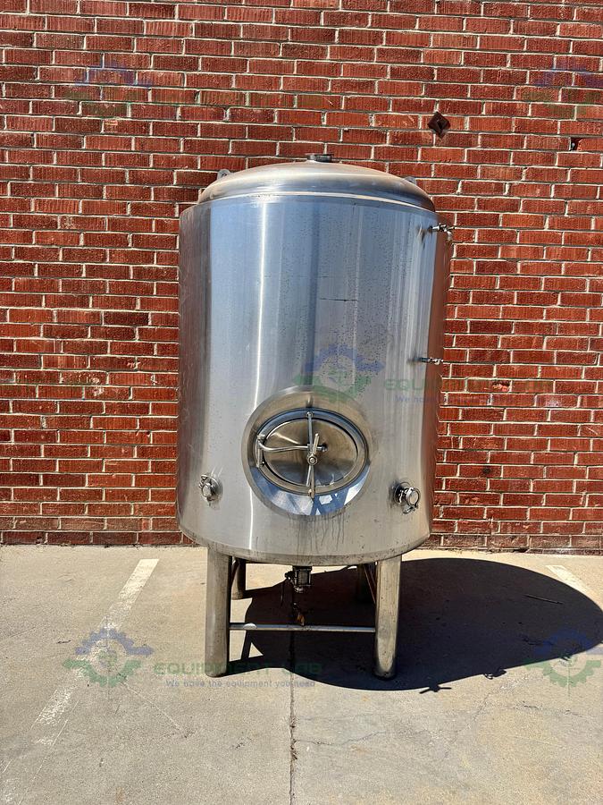 Used Unknown Brand 1000 Gallon Stainless Steel Jacketed Holding Tank