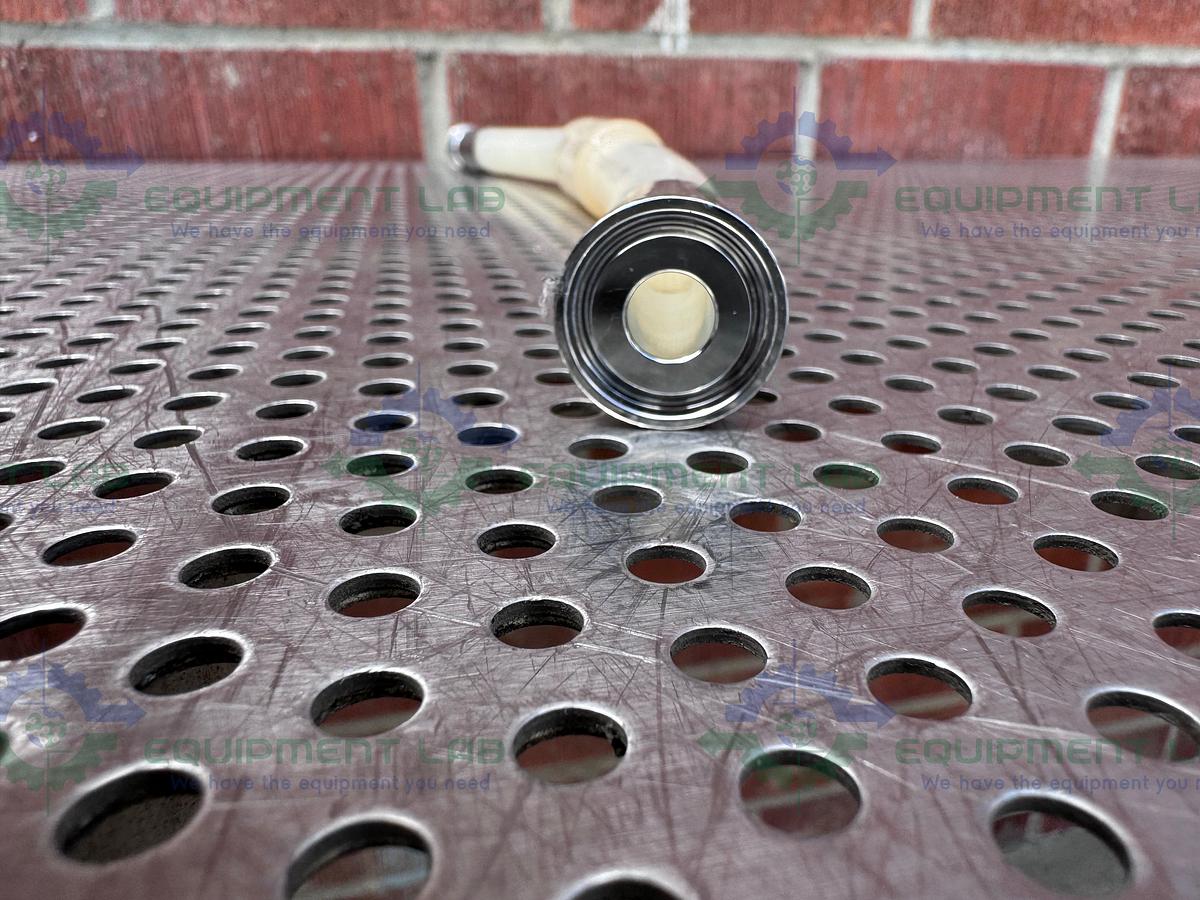 Used Saint Gobain SBP 0500 Pure Fit 18" Hose w/ 1/2" Sanitary Fitting