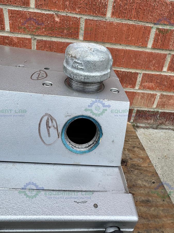 Used Republic  DRT-3100 Dry-Running Rotary Vane Vacuum Pump w/ Eurovac 5.5 kW Motor