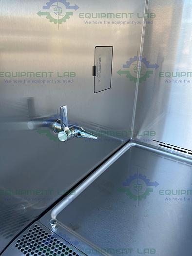 Used Labconco 302611100 Class II Type A2 Logic + Biological Safety Cabinet 6 Ft, 115V