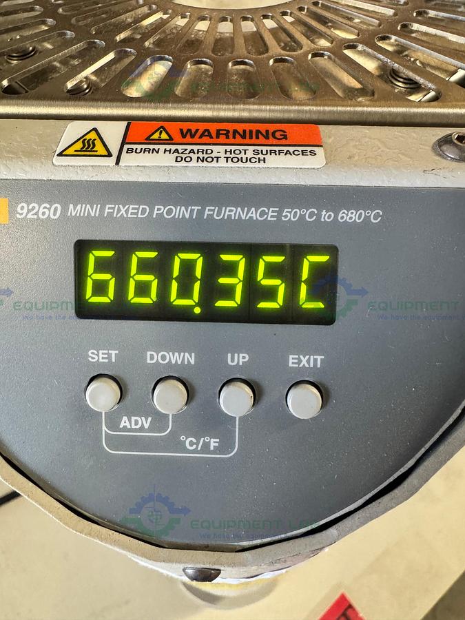 Used Fluke 9260 Mini Fixed Point Cell Furnace 50 °C to 660 °C, 1200 Watts, 115 VAC