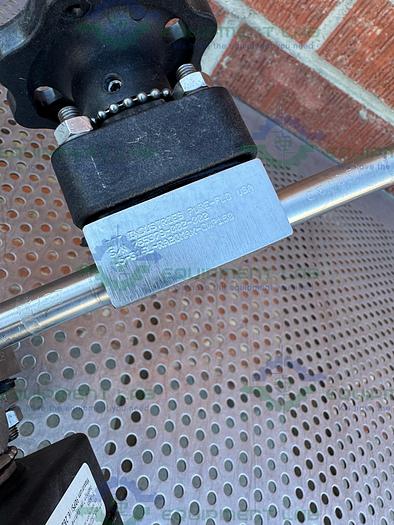 Used 3 ITT Pure Flo .5-316L- RA20MAX 4 Way Diaphragm Valve w/ 1/2" Sanitary Fitting