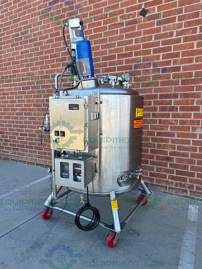 Used DCI 800 Liter Stainless Steel Jacketed Reactor 45 PSI w/ 0.5 HP Mixer
