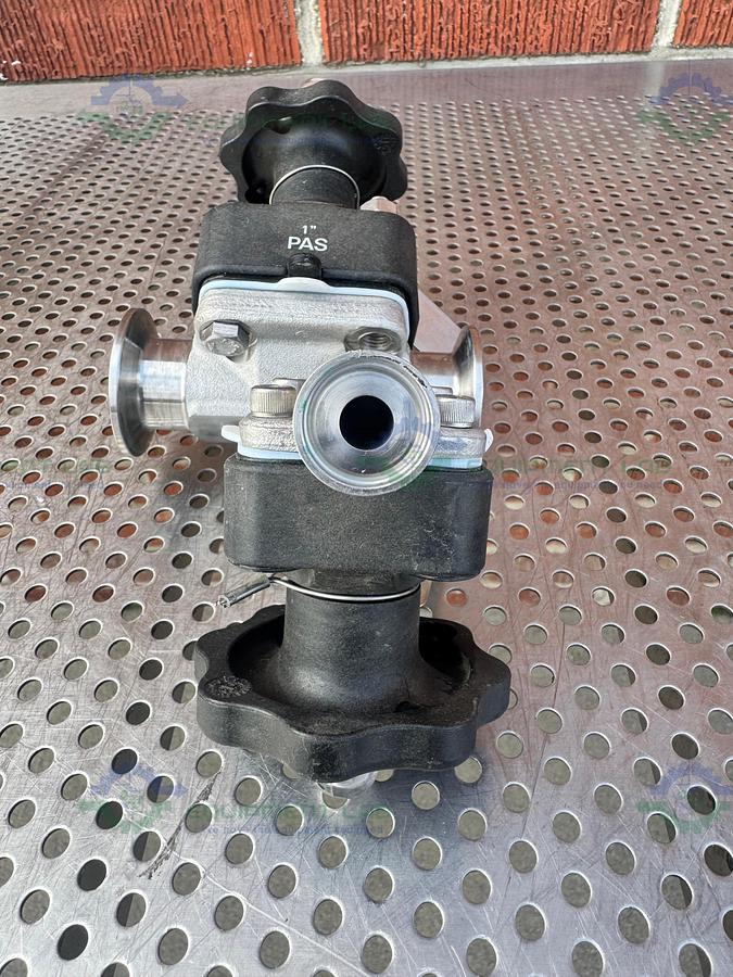 Used 2- ITT Pure Flo RA0.5MAX Diaphragm Valve w/ 1" to 1/2" Sanitary Fitting