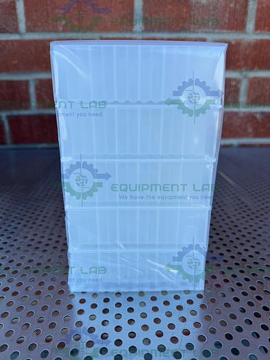 Box of 5 - Greiner Masterblock  Square Bottom Deep Well Plates 2 mL, 96 Well