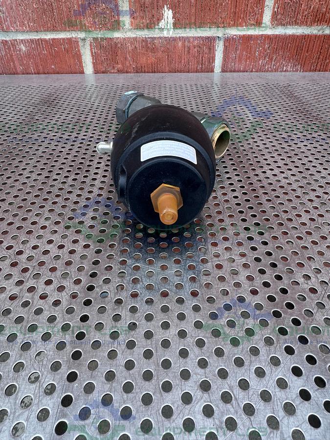 Used Gemu 554/32/D195 Pneumatic Angle Seat Globe Valve w/ 1 1/4" Compression Fitting