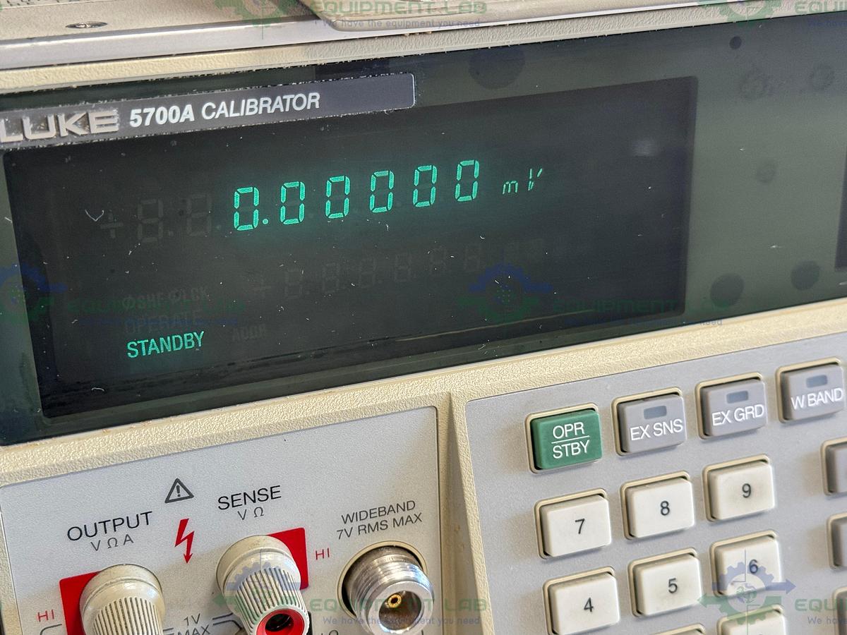 Used Fluke Calibration 5700A High Performance Multi Function Calibrator NOT CALIBRATED