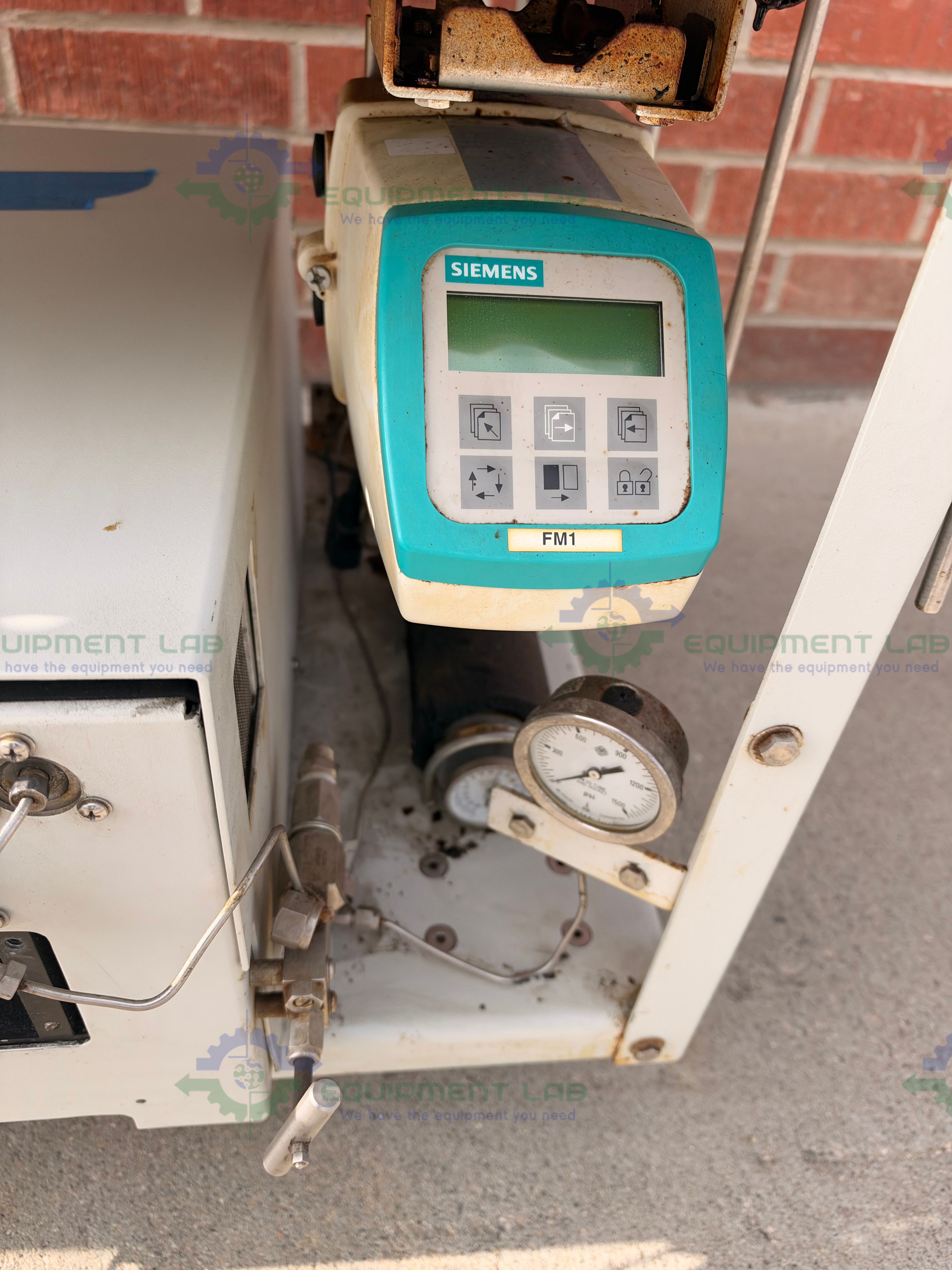  for parts or not working Waters Bio-Botanical Extraction System w/ Waters P-200B Pump