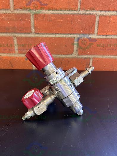 Used Praxair Prostar Platinum  RX30410  Regulator 3000 PSI w/ Winters and Waki Gauges