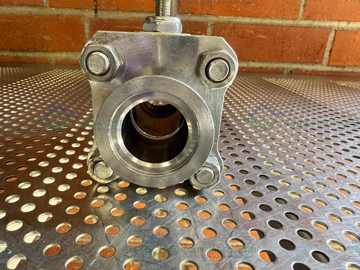 Used A&N Corporation Stainless Steel Ball Valve w/ KF40 Vacuum Fitting